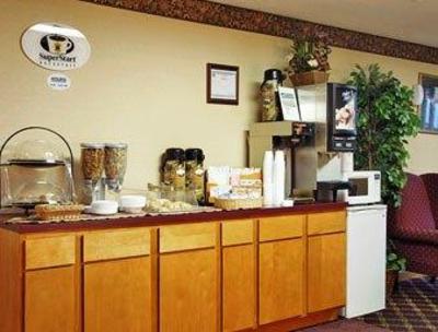 фото отеля Super 8 Motel Brownsburg