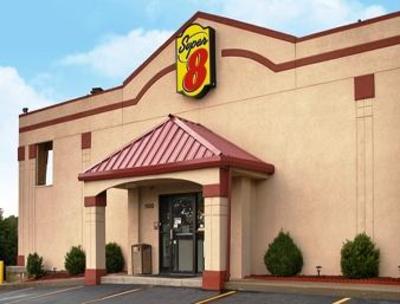 фото отеля Super 8 Motel Brownsburg