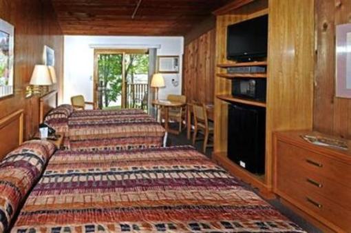 фото отеля Tygart Lake State Park Vacation Cabins Grafton (West Virginia)
