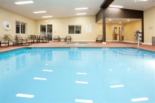фото отеля Holiday Inn Express Torrington