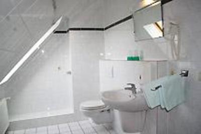 фото отеля Hotel Ideal Lubeck