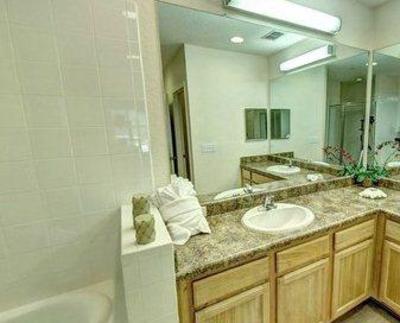 фото отеля Easy Choice Vacation Homes at Caribe Cove