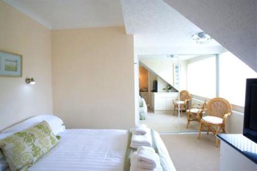 фото отеля Watersedge Guest House