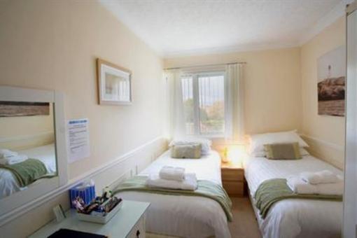 фото отеля Watersedge Guest House