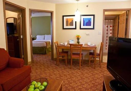 фото отеля TownePlace Suites Sterling Dulles North