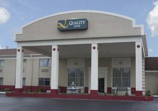 фото отеля Quality Inn Scottsburg