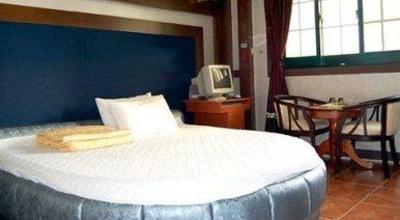 фото отеля Oberon Motel