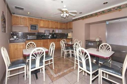 фото отеля Americas Best Value Inn & Suites Colorado Springs