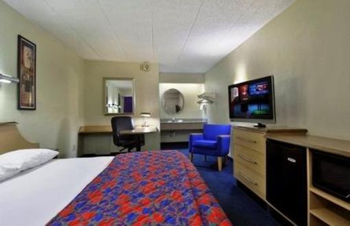 фото отеля Red Roof Inn Austin - South