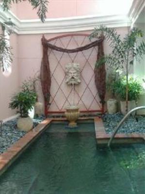 фото отеля Wyndham La Belle Maison