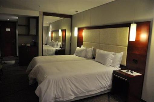 фото отеля Premier Hotel East London International Convention Centre
