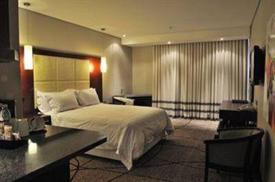фото отеля Premier Hotel East London International Convention Centre