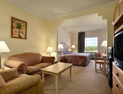 фото отеля Super 8 Motel San Antonio