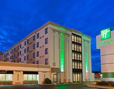 фото отеля Holiday Inn Hasbrouck Heights