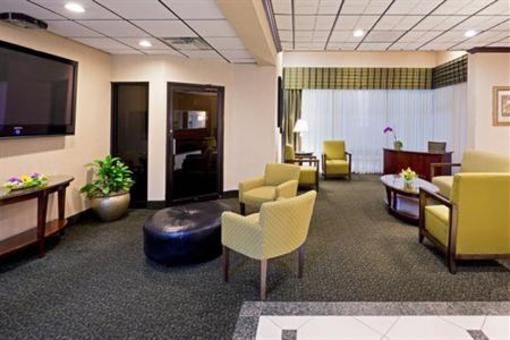 фото отеля Holiday Inn Hasbrouck Heights
