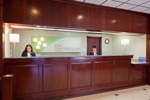 фото отеля Holiday Inn Hasbrouck Heights