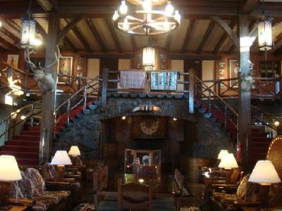 фото отеля El Rancho Hotel & Motel