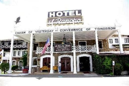 фото отеля El Rancho Hotel & Motel