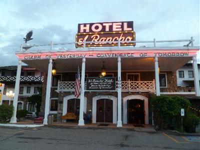 фото отеля El Rancho Hotel & Motel