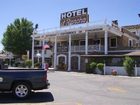 фото отеля El Rancho Hotel & Motel