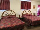 фото отеля El Rancho Hotel & Motel