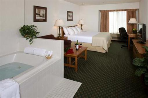 фото отеля Holiday Inn West Yellowstone