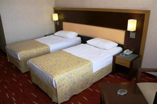 фото отеля Sultan Sipahi Resort