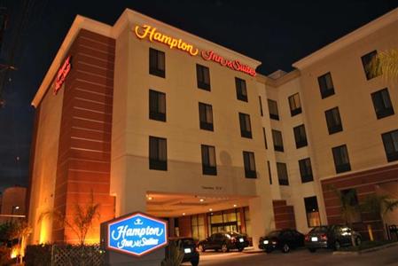 фото отеля Hampton Inn & Suites Los Angeles/Sherman Oaks
