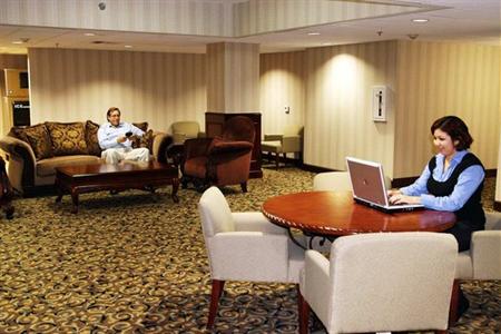 фото отеля Hampton Inn & Suites Los Angeles/Sherman Oaks