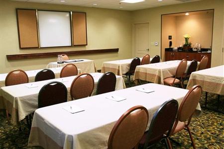 фото отеля Hampton Inn & Suites Los Angeles/Sherman Oaks