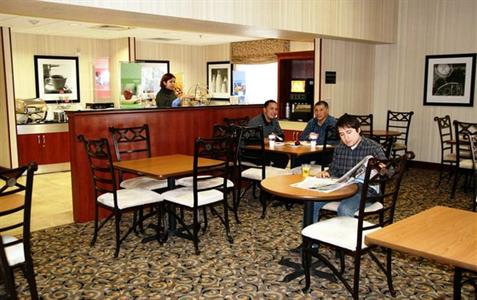 фото отеля Hampton Inn & Suites Los Angeles/Sherman Oaks
