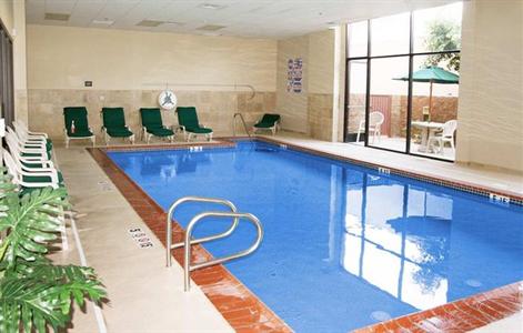 фото отеля Hampton Inn & Suites Los Angeles/Sherman Oaks