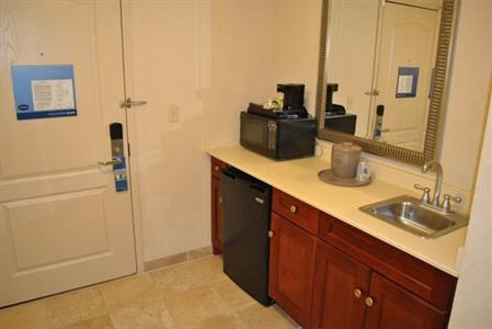 фото отеля Hampton Inn & Suites Los Angeles/Sherman Oaks