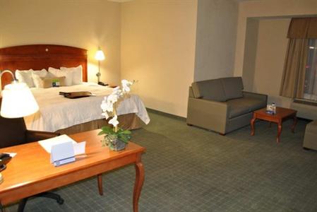 фото отеля Hampton Inn & Suites Los Angeles/Sherman Oaks