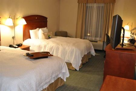 фото отеля Hampton Inn & Suites Los Angeles/Sherman Oaks