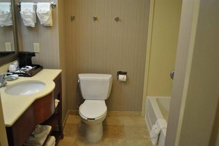 фото отеля Hampton Inn & Suites Los Angeles/Sherman Oaks