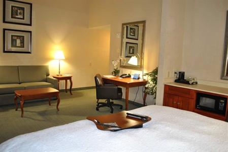 фото отеля Hampton Inn & Suites Los Angeles/Sherman Oaks