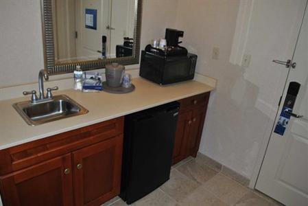 фото отеля Hampton Inn & Suites Los Angeles/Sherman Oaks