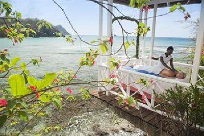 фото отеля Almond Smugglers Cove Resort Gros Islet