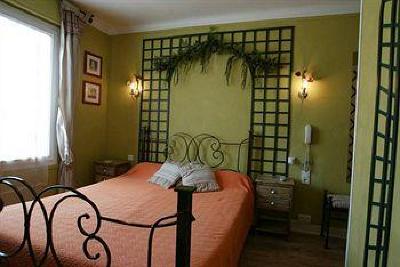 фото отеля Hotel Les Pasteliers Albi