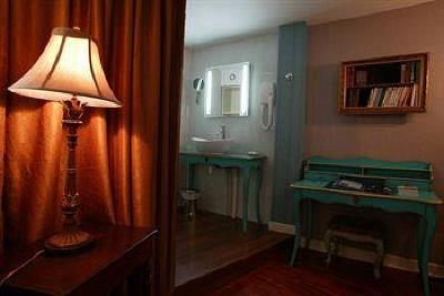 фото отеля Hotel Les Pasteliers Albi
