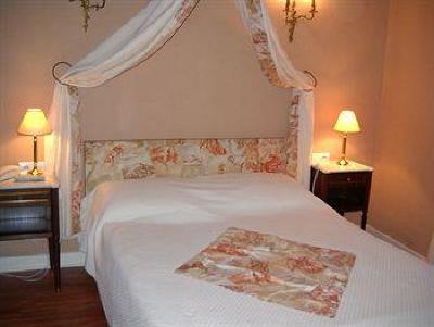 фото отеля Hotel Les Pasteliers Albi