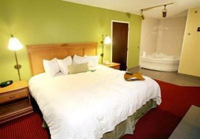 фото отеля Hampton Inn Bardstown