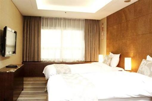 фото отеля Three Seven Stay Hotel