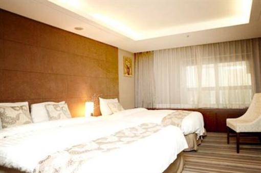 фото отеля Three Seven Stay Hotel