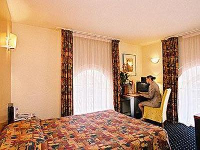 фото отеля Mercure Albi Bastides