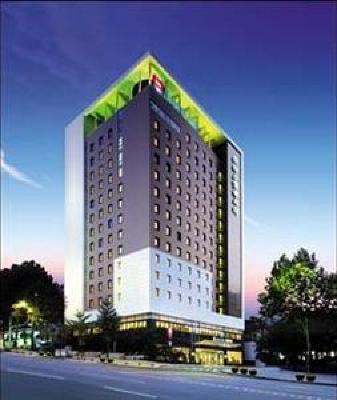 фото отеля Ibis Ambassador Myeong-dong Hotel