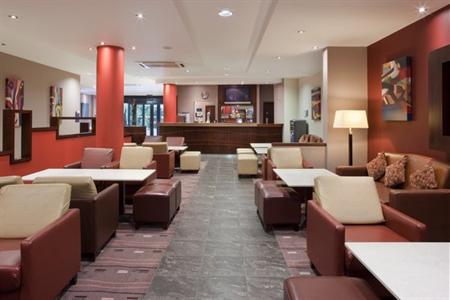 фото отеля Holiday Inn Express Dublin Airport