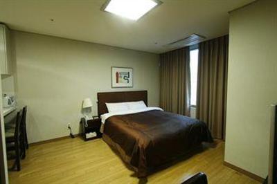 фото отеля Vabien Suites II Serviced Residence