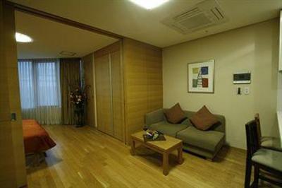 фото отеля Vabien Suites II Serviced Residence